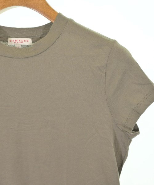 DEMYLEE เสื้อยืด/เสื้อท็อปส์