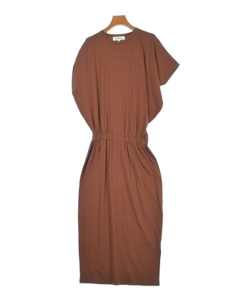 ENFOLD ชุดเดรส