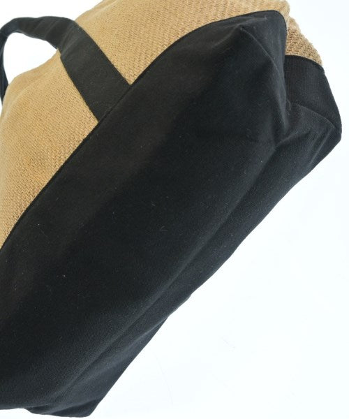 ENFOLD กระเป๋าถือขนาดใหญ่