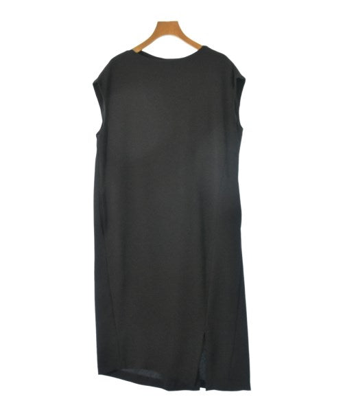 ENFOLD ชุดเดรส