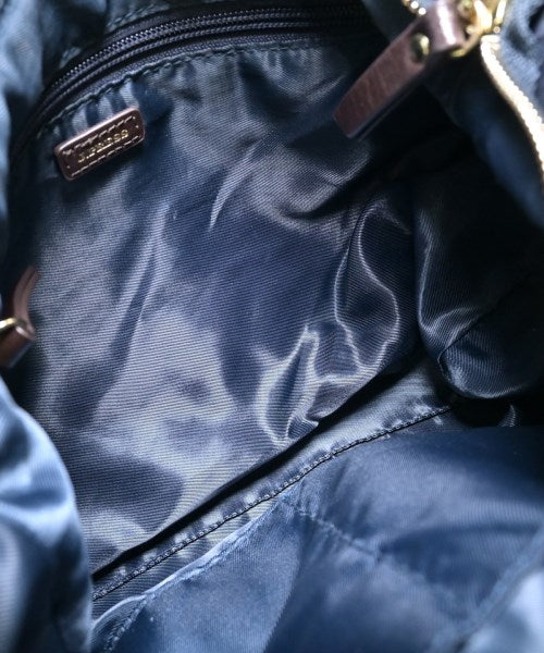 J.PRESS กระเป๋าสะพาย