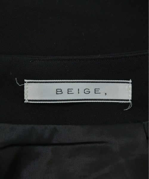 BEIGE, กระโปรงยาวถึงเข่า