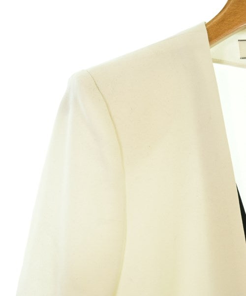 BEIGE, แจ็คเก็ตไม่มีปก