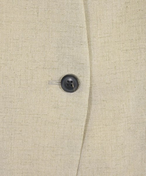 BEIGE, แจ็คเก็ตไม่มีปก