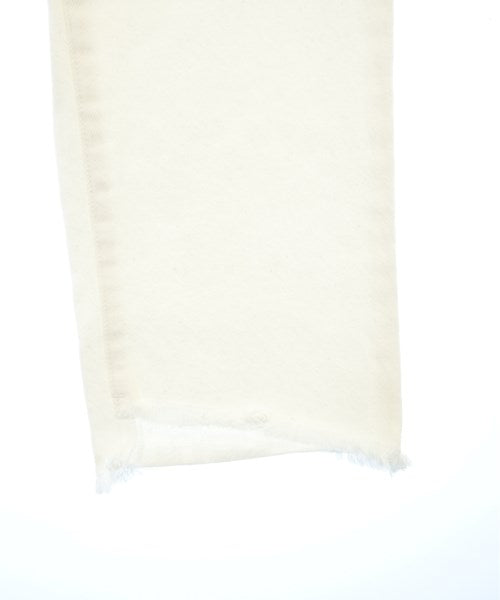 BEIGE, ยีนส์