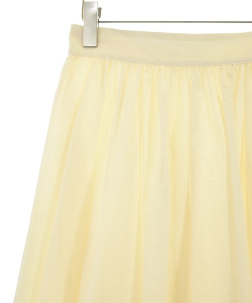 BEIGE, กระโปรงยาวถึงเข่า