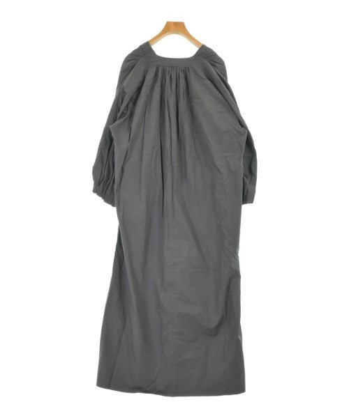 BEIGE, ชุดเดรส