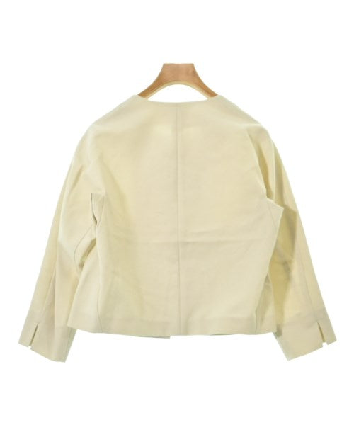 BEIGE, แจ็คเก็ตไม่มีปก