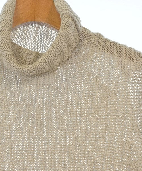 BEIGE, เสื้อกันหนาว