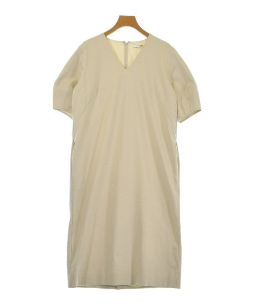 BEIGE, ชุดเดรส