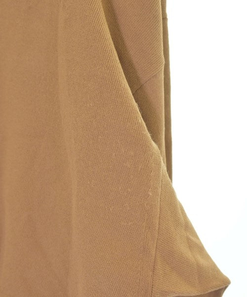 BEIGE, เสื้อกันหนาว