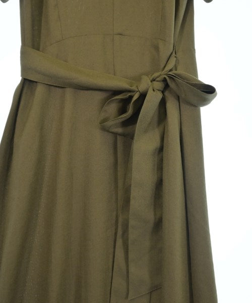BEIGE, ชุดเดรส