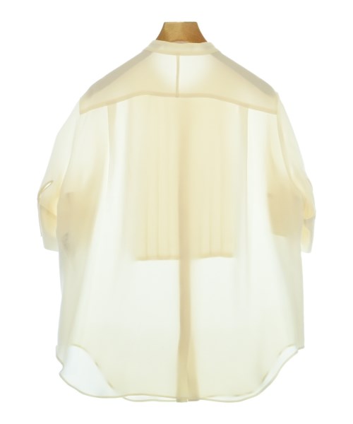 BEIGE, เสื้อลำลอง