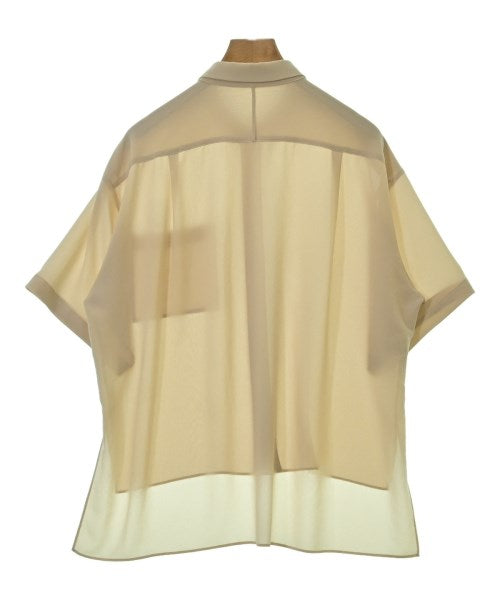BEIGE, เสื้อลำลอง