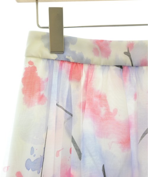 Reflect กระโปรงยาวถึงเข่า