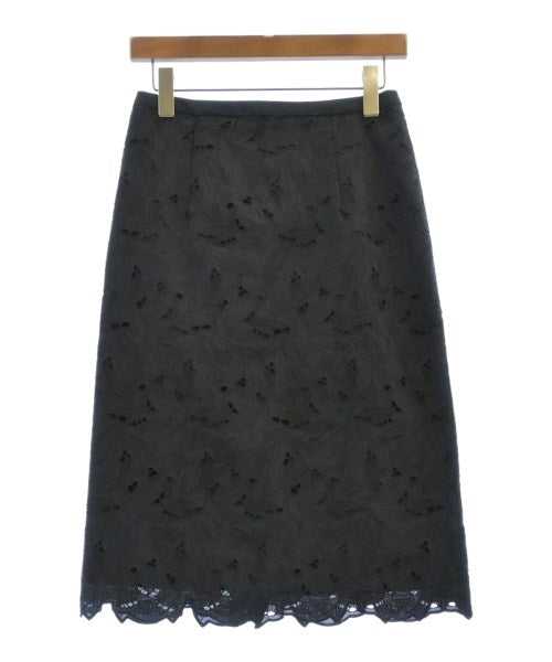 Reflect กระโปรงยาวถึงเข่า