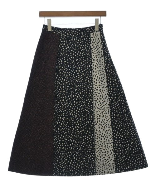 Reflect กระโปรงยาวถึงเข่า