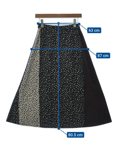 Reflect กระโปรงยาวถึงเข่า