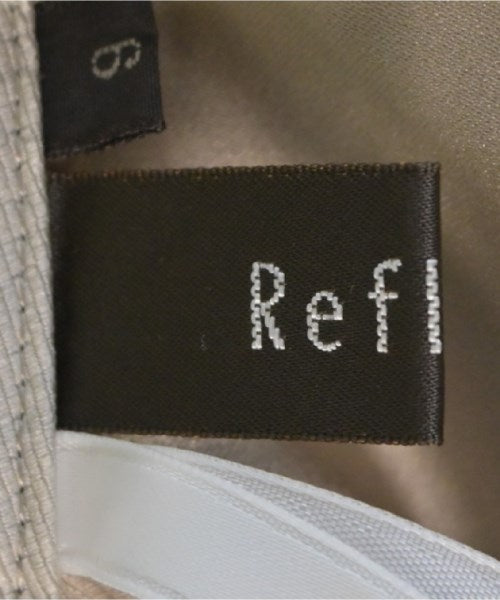 Reflect กระโปรงยาวถึงเข่า