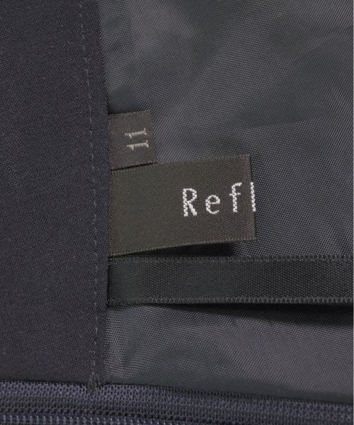 Reflect กระโปรงยาวถึงเข่า