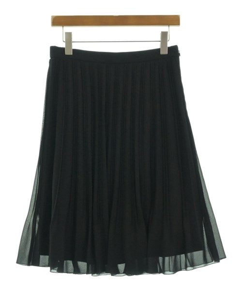 Reflect กระโปรงยาวถึงเข่า