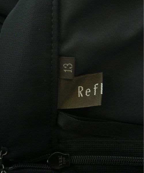 Reflect กระโปรงยาวถึงเข่า