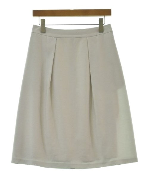 Reflect กระโปรงยาวถึงเข่า