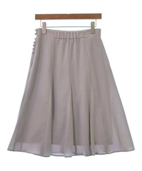 Reflect กระโปรงยาวถึงเข่า