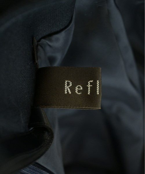 Reflect กระโปรงยาวถึงเข่า