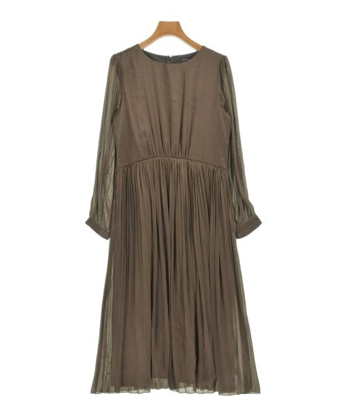 Reflect ชุดเดรส