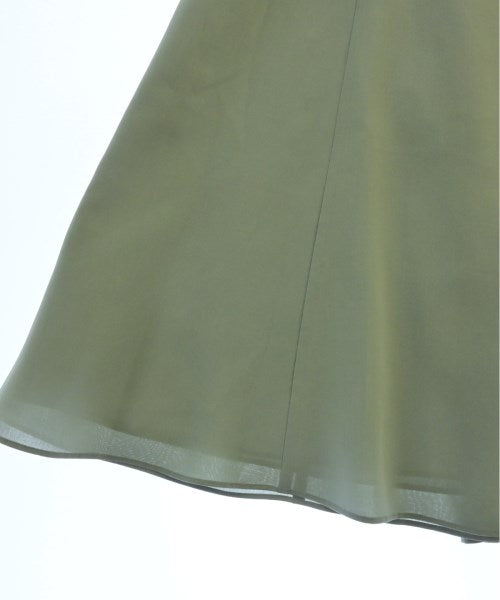 Reflect กระโปรงยาวถึงเข่า