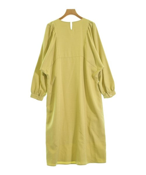 Reflect ชุดเดรส