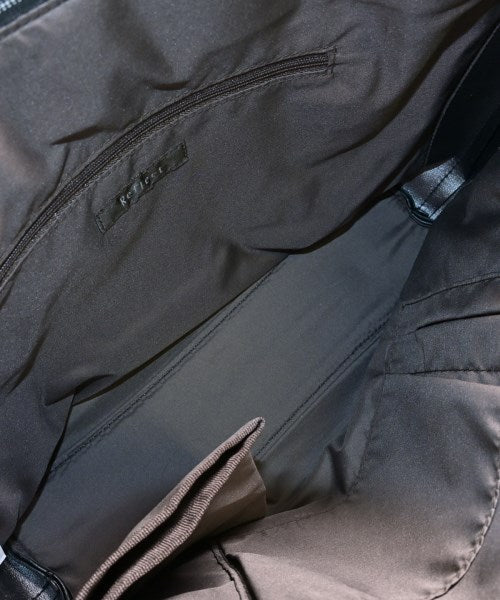 Reflect กระเป๋าถือขนาดใหญ่