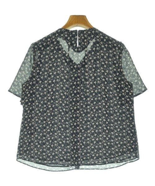 Reflect เสื้อสตรี