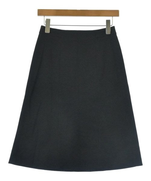 Reflect กระโปรงยาวถึงเข่า