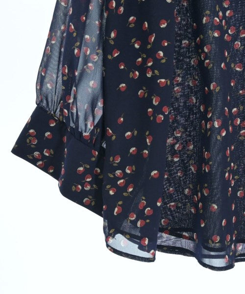 Reflect เสื้อสตรี