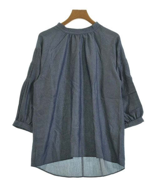 Reflect เสื้อสตรี