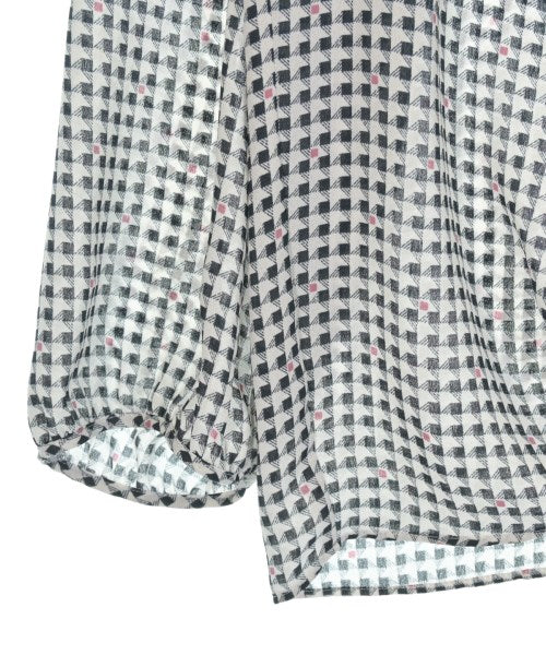 Reflect เสื้อสตรี