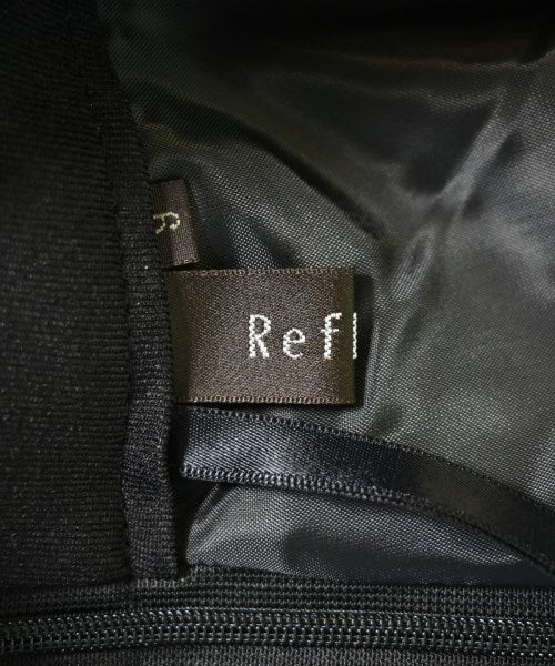 Reflect กระโปรงยาวถึงเข่า