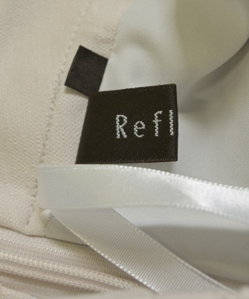Reflect กระโปรงยาวถึงเข่า