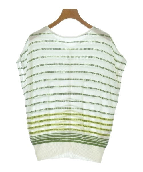Reflect เสื้อแขนกุด