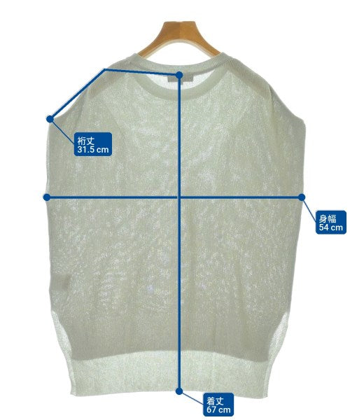 Reflect เสื้อแขนกุด