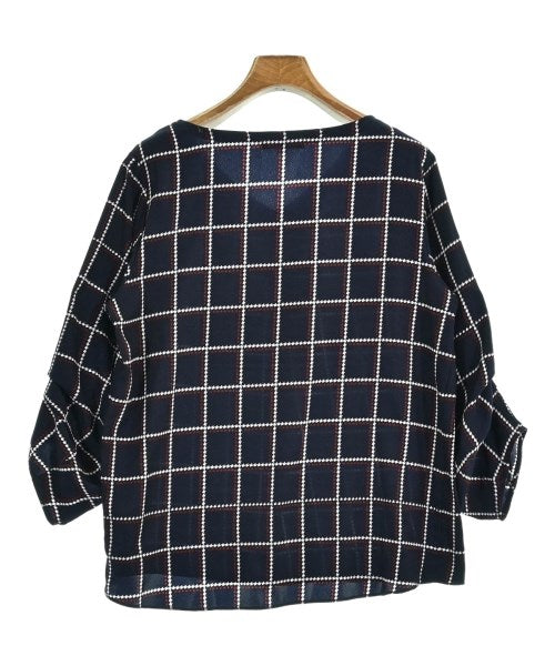 Reflect เสื้อสตรี