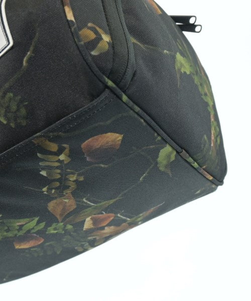 HERSCHEL กระเป๋าใส่อุปกรณ์ขนาดใหญ่