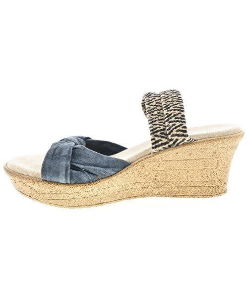 ISLAND SLIPPER รองเท้าแตะ