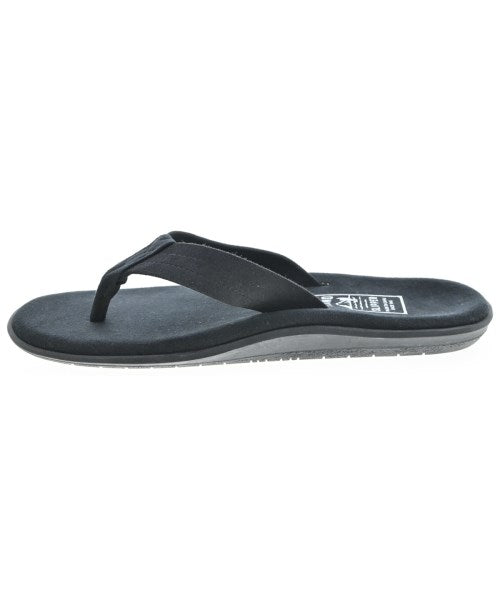 ISLAND SLIPPER รองเท้าแตะ
