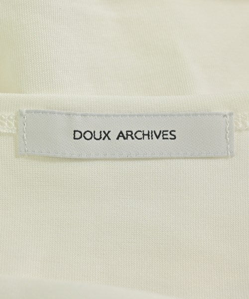 Douxarchives เสื้อยืด/เสื้อท็อปส์