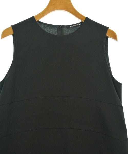 M-premier BLACK เสื้อสตรี