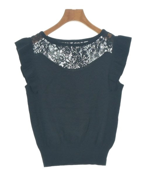 M-premier BLACK เสื้อแขนกุด