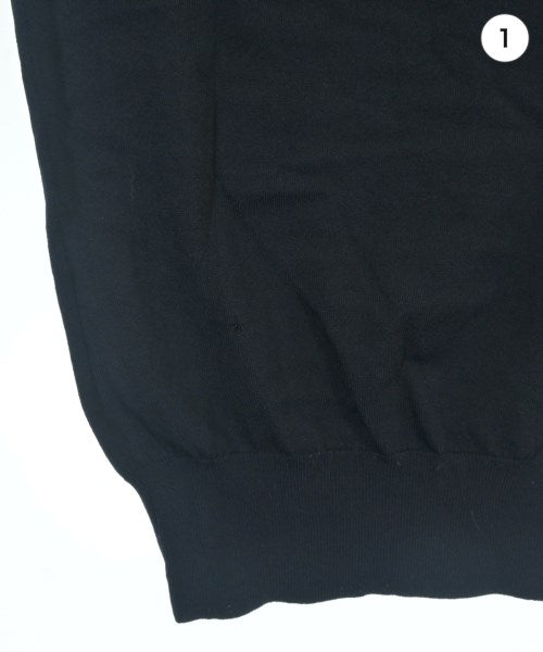 M-premier BLACK เสื้อแขนกุด